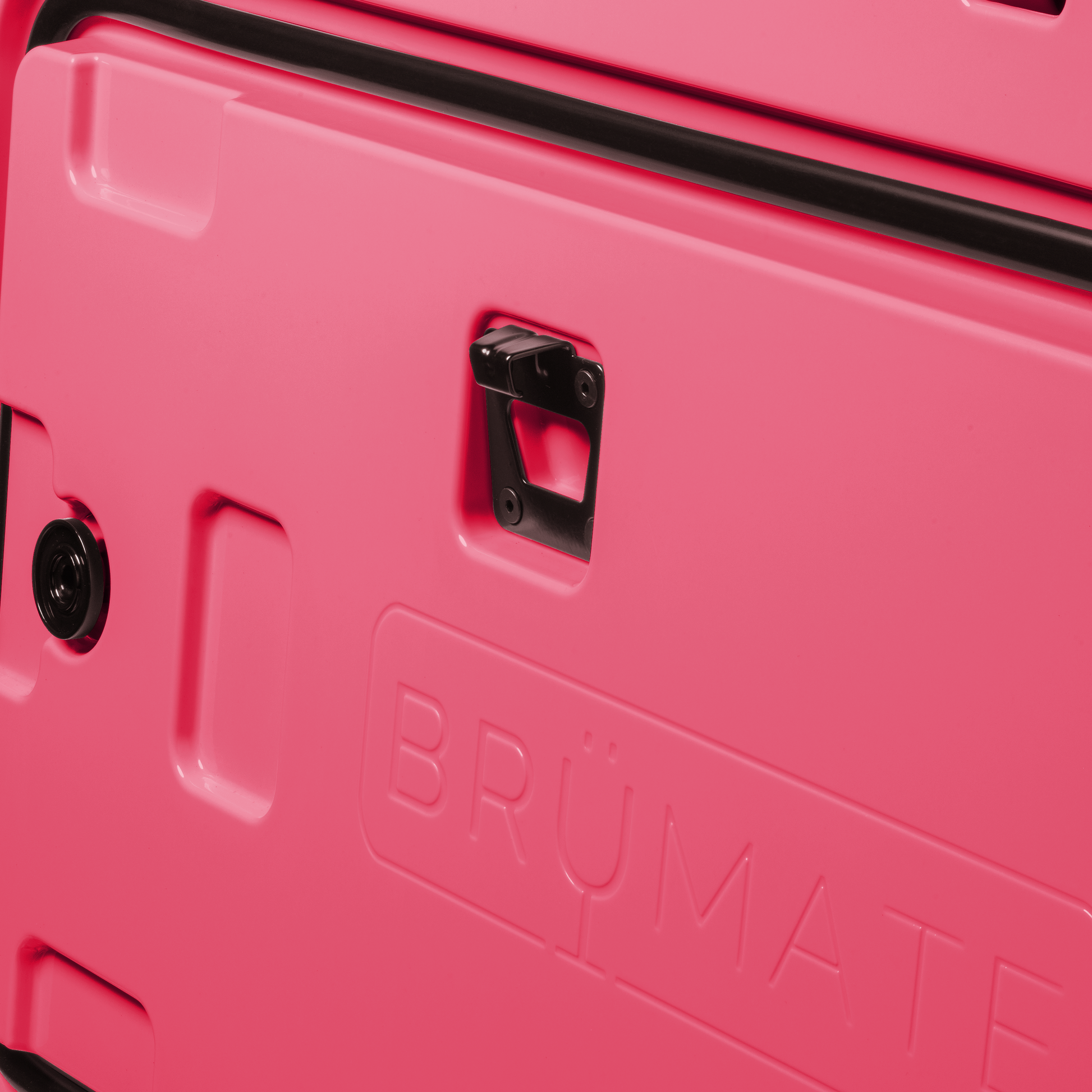 brutank-r3 brutank-55qt-neonpink-bottle-opener.png
